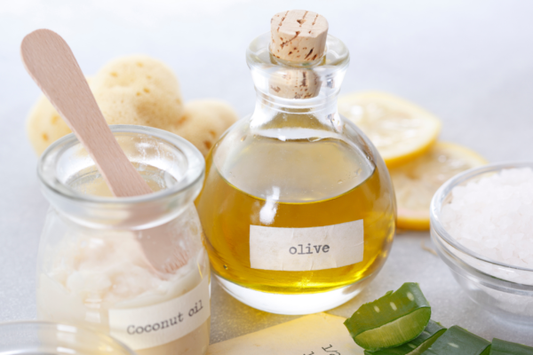 olive-oil-vs-coconut-oil