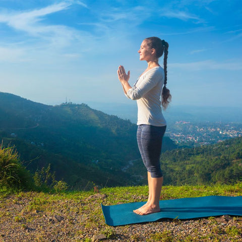 yoga-montagne-après-randonnee