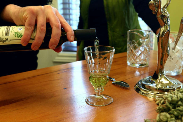 L'absinthe verte Joual Vert de l'Absintherie des Cantons