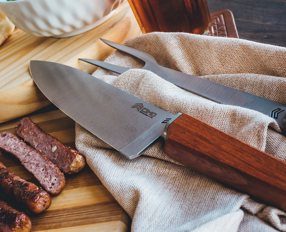 Imagem de faca e garfo de churrasco da Cutelaria CIMO