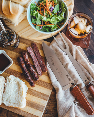 Conjunto Garfo e Faca Serrilhada para Churrasco - Madeira