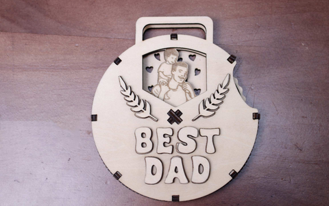 How to Make a Unique Kinetic Medal for Father's Day Using a Laser Cutter