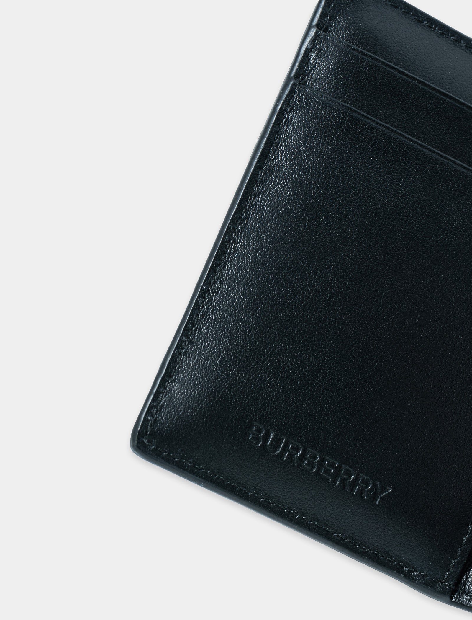 メーカー在庫少、売り切れ時はご容赦ください m.a.+ medium wallet