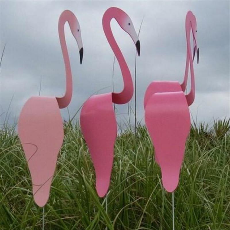 Swirling Flamingo Garden Decoration
