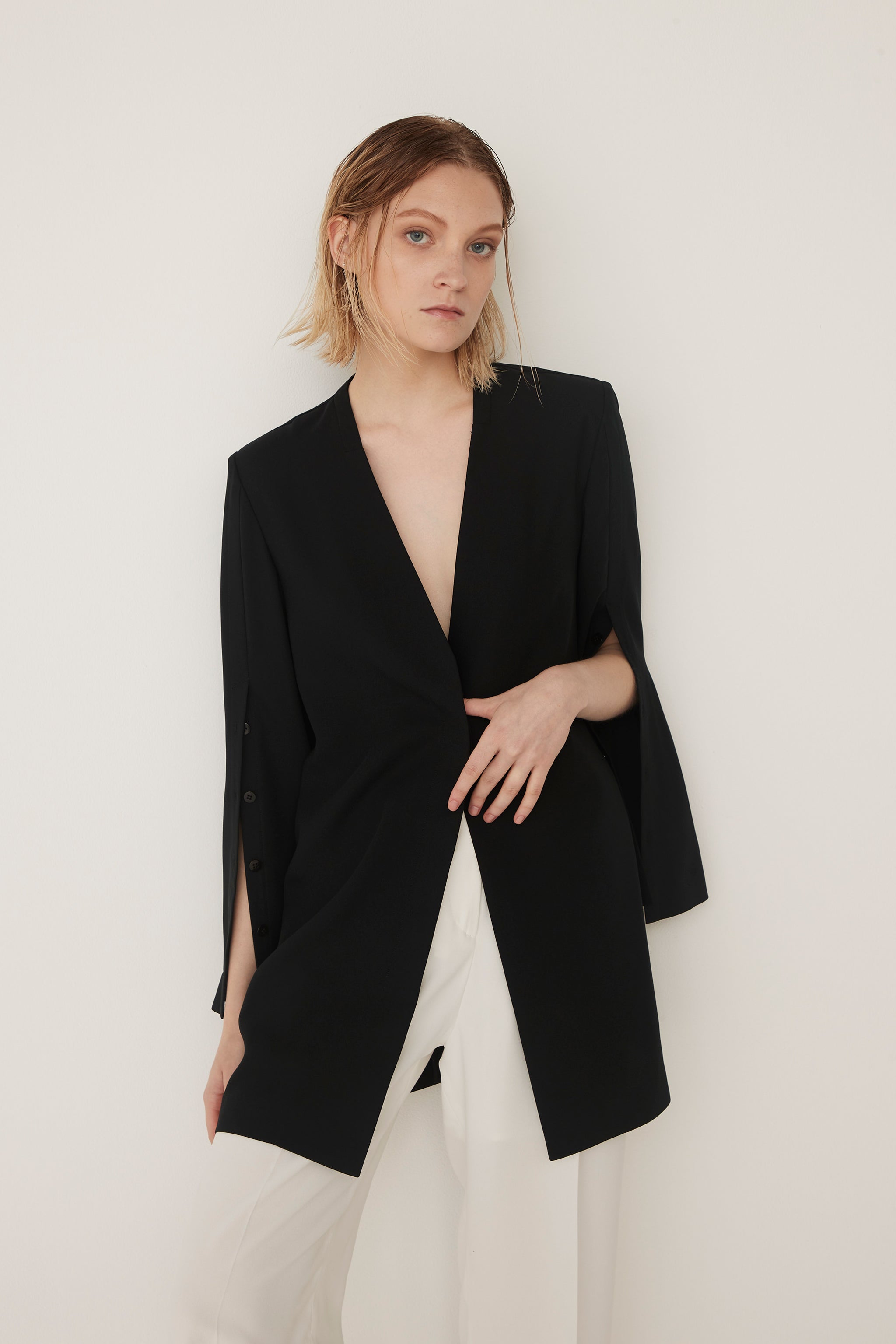 Slit Sleeves V-neck Jacket-BLACK – SETENS