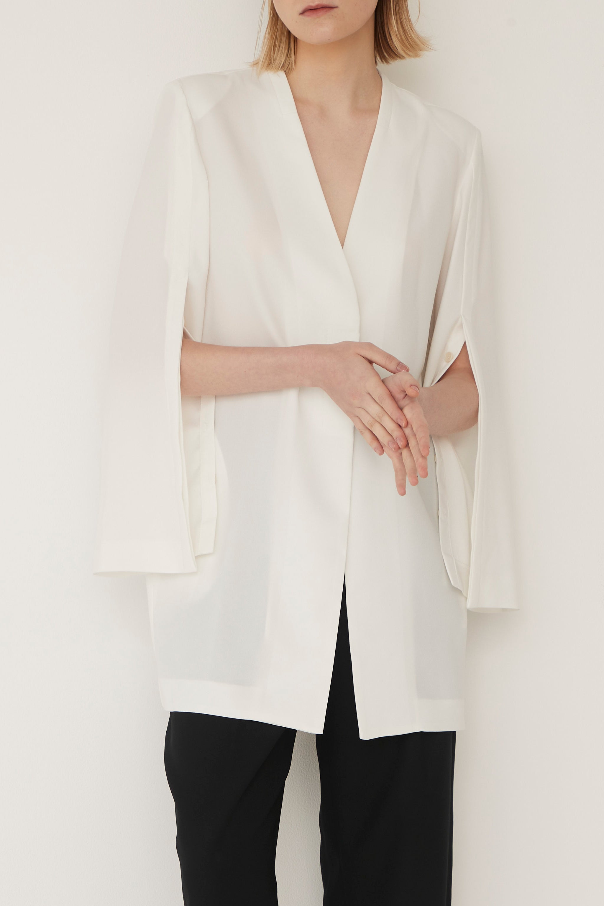 SETENS/セテンス】Slit Sleeves Vneck Jacket-WHITE