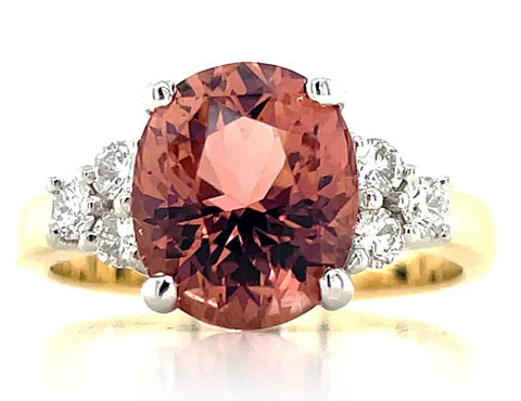 'ARAGON' 9K B/TN 3.13CT OVAL PEACH/APRICOTTOURMALINE & DIAMONDS RING