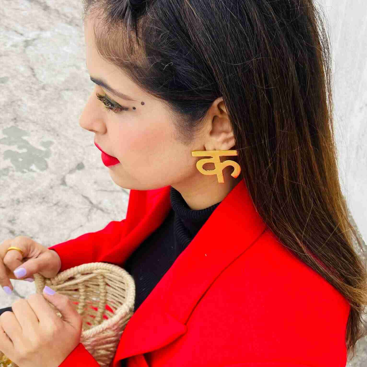 फेस्टिव सीजन में लेटेस्ट ज्वैलरी ट्रेंड के साथ इन फैशन ईयररिंग्स से खुद को  करें स्टाइल | fashion earrings for a festive season in Hindi - Hindi Boldsky