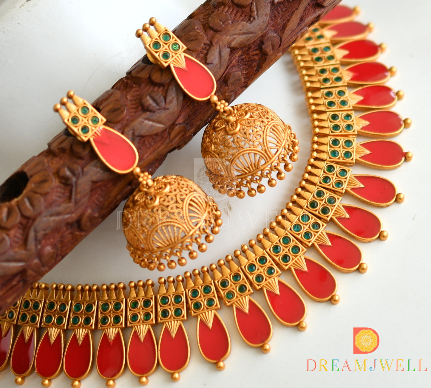 Matte finish green-red nagapadam Kerala style necklace set dj-38092