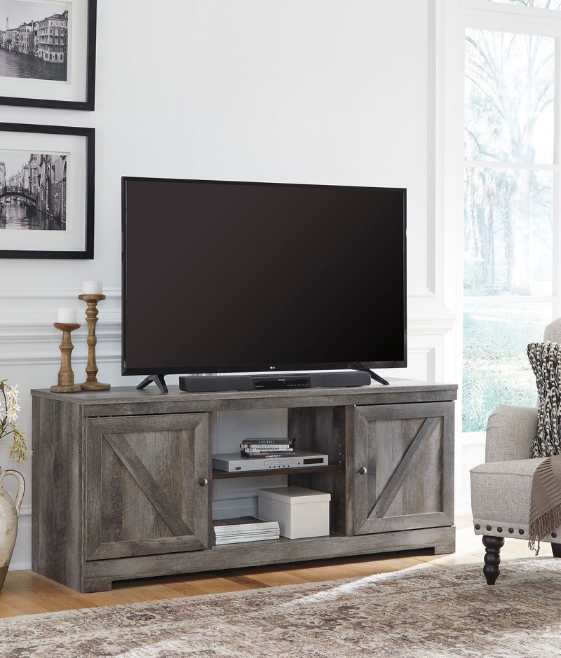 Wynnlow 63" TV Stand - Diamond Furniture