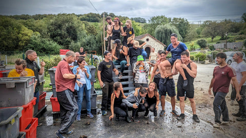 Last day of Champagne harvest 2023 - Denis Patoux - Théo Lund Madeleine - Champagne Season