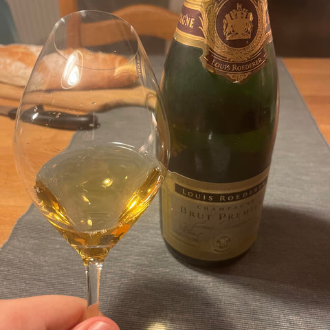 Louis Roederer champagne - old non vintage champagne - how to store champagne? - champagne season