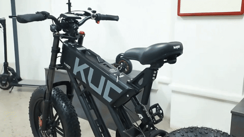 Phare double LED vélo électrique avec klaxon intégré