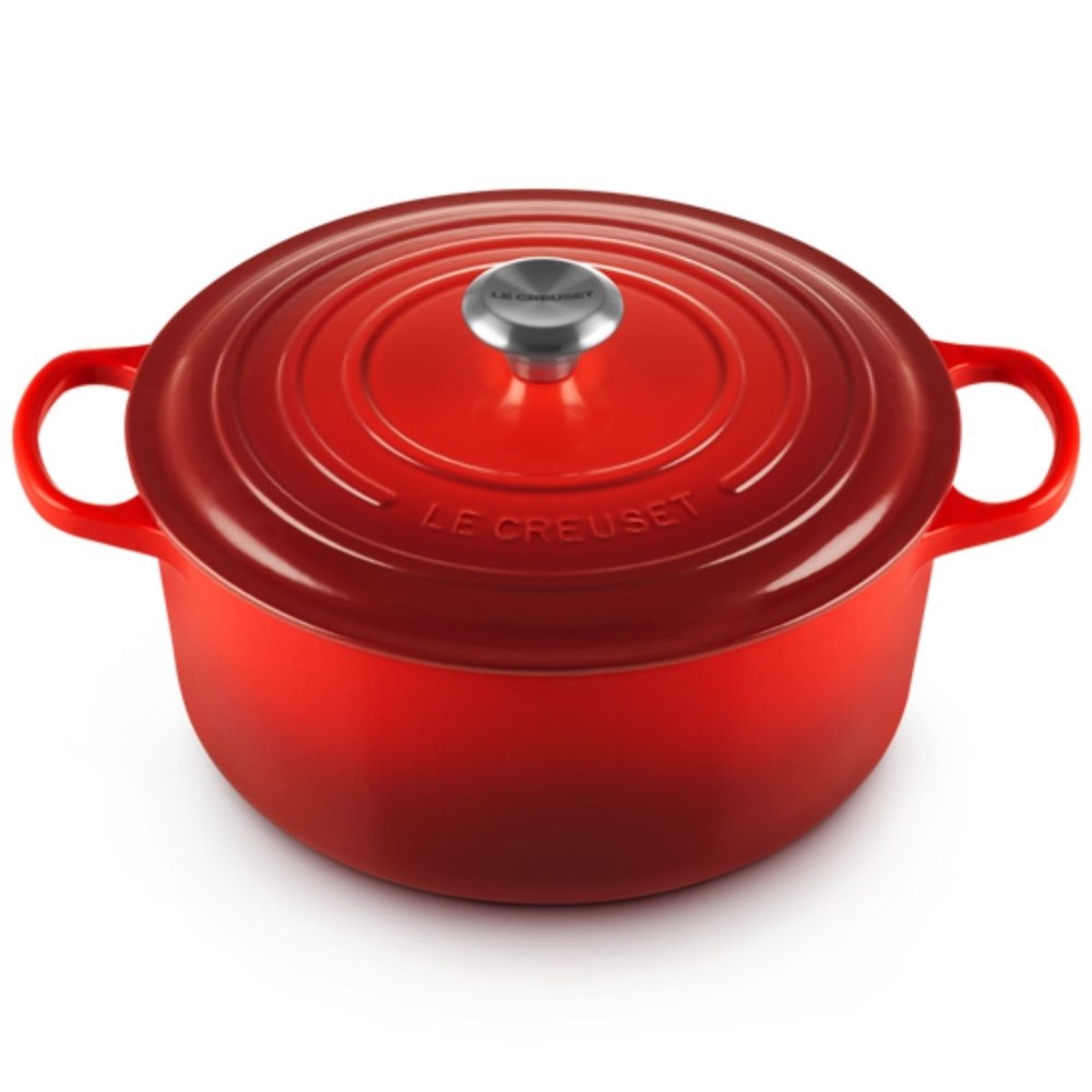 Le Creuset Signature Cast Iron Round Casserole - 28cm