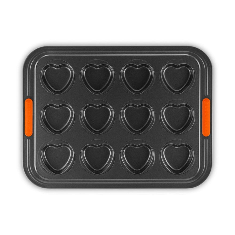 Le Creuset Toughened Non-Stick Heart Tray - 12 Cup