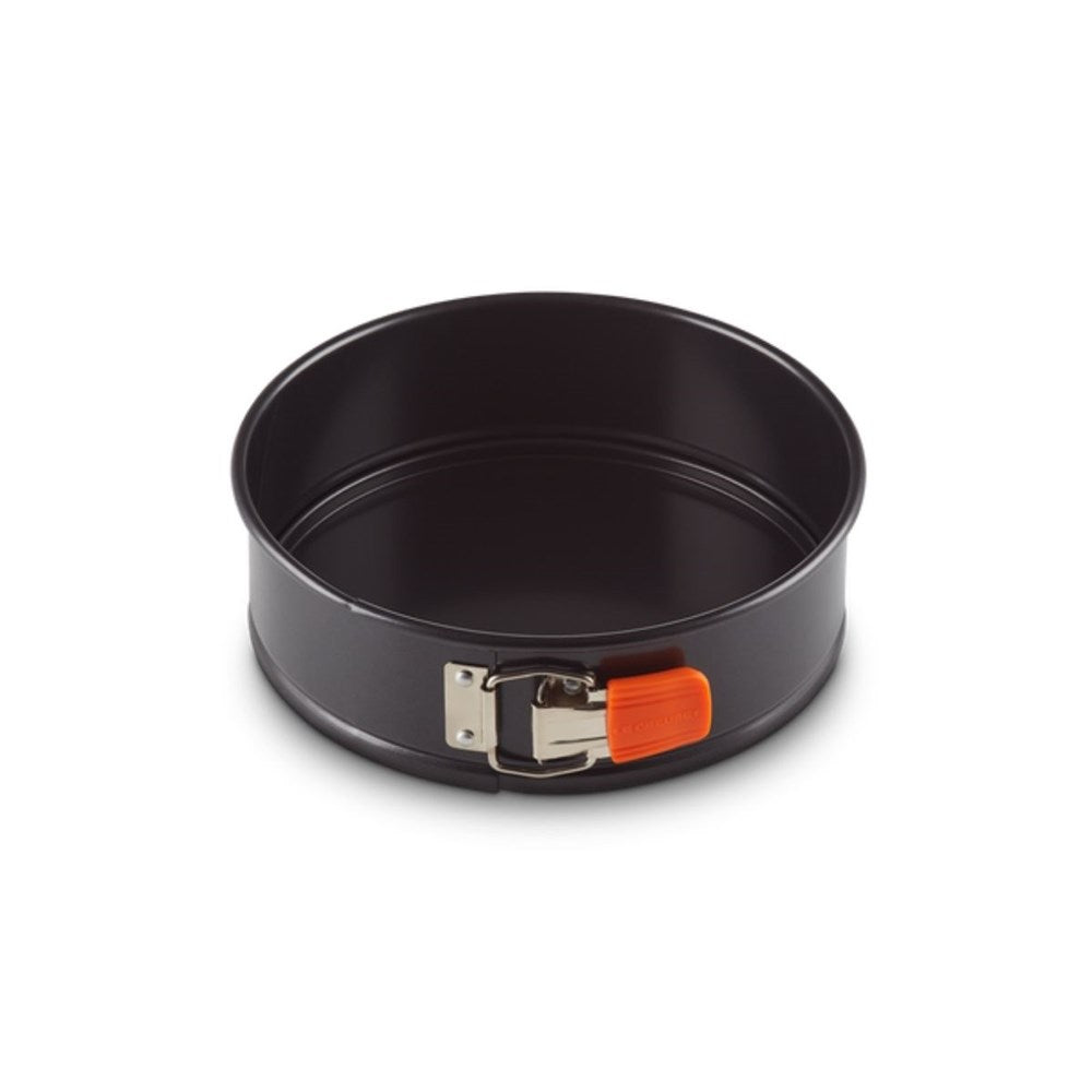 Le Creuset Toughened Non-Stick Springform Tin - 20cm