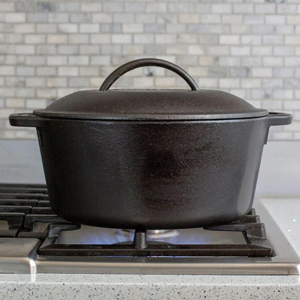 Lodge Cast Iron Dutch Oven with Loop Handle - 4.7L