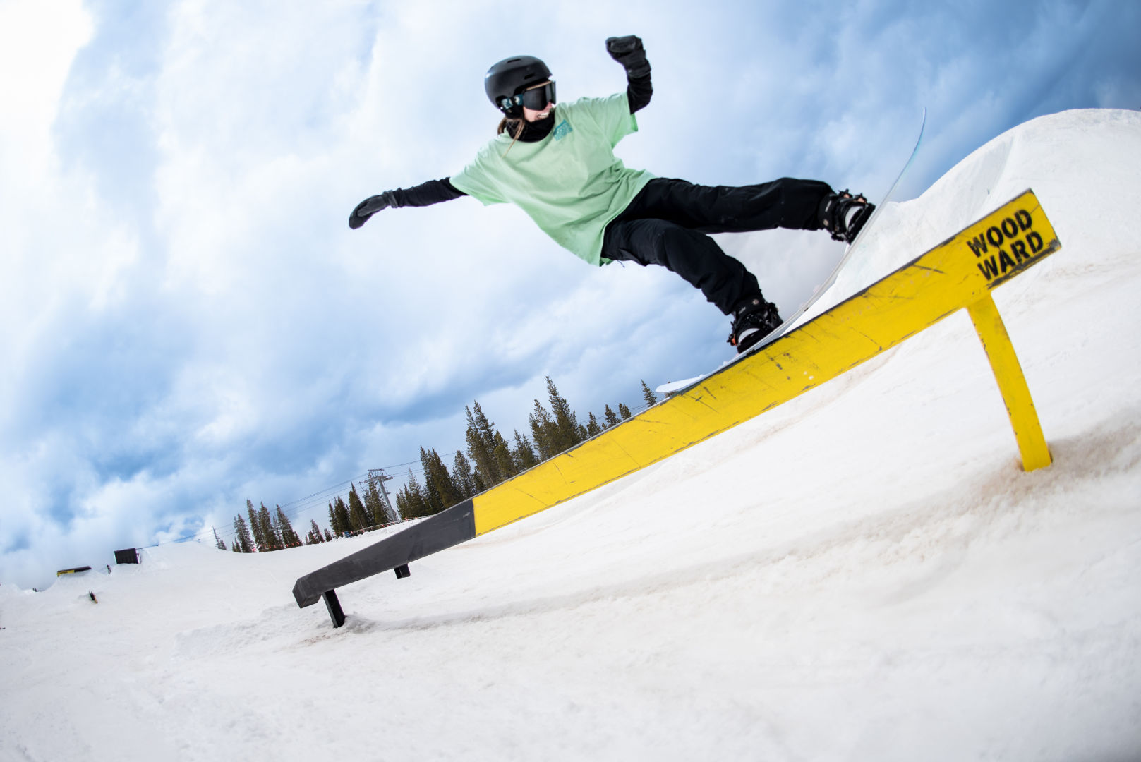 paddestoel Vaderlijk Zeeslak Snowboard Shapes and Flex | Never Summer – Never Summer Snowboards