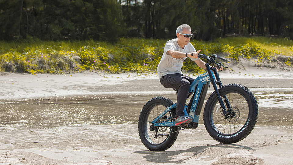 blog- man ride on a carbon-fiber ebike