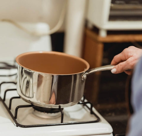 Example of a multi-ply stainless steel saucepan with a non-stick cookware surface.