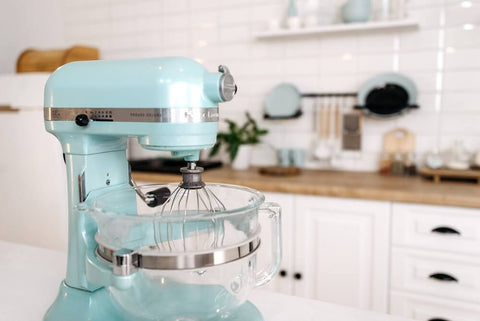 Stand mixer for mum. Photo by Pavel Danilyuk.