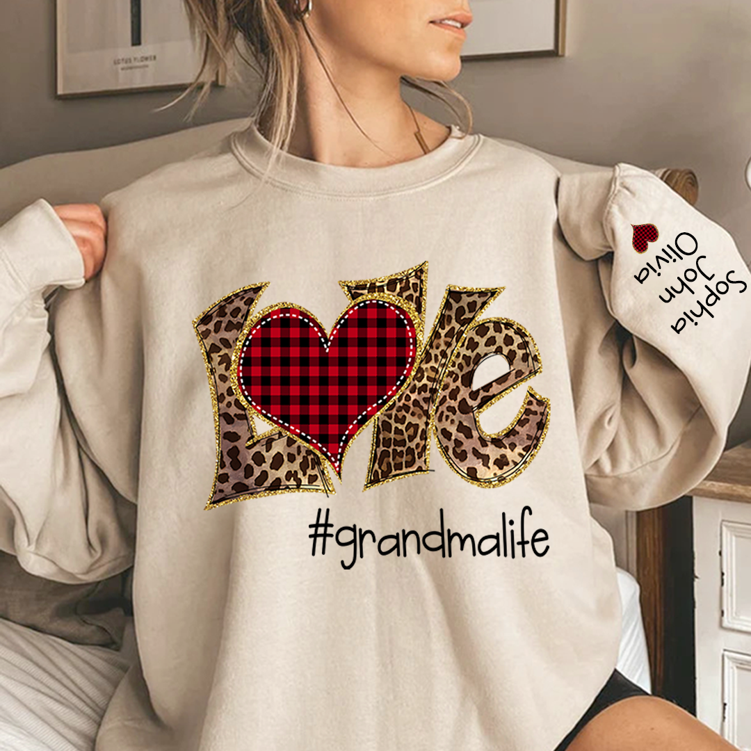 Love grandmalife leopard And Grandkids Sweatshirt