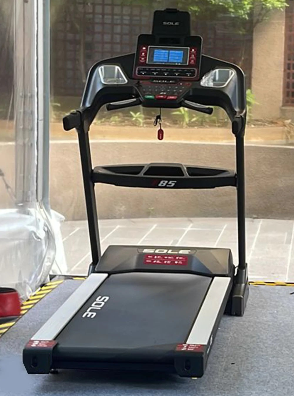 sole fitness sole f85 treadmill