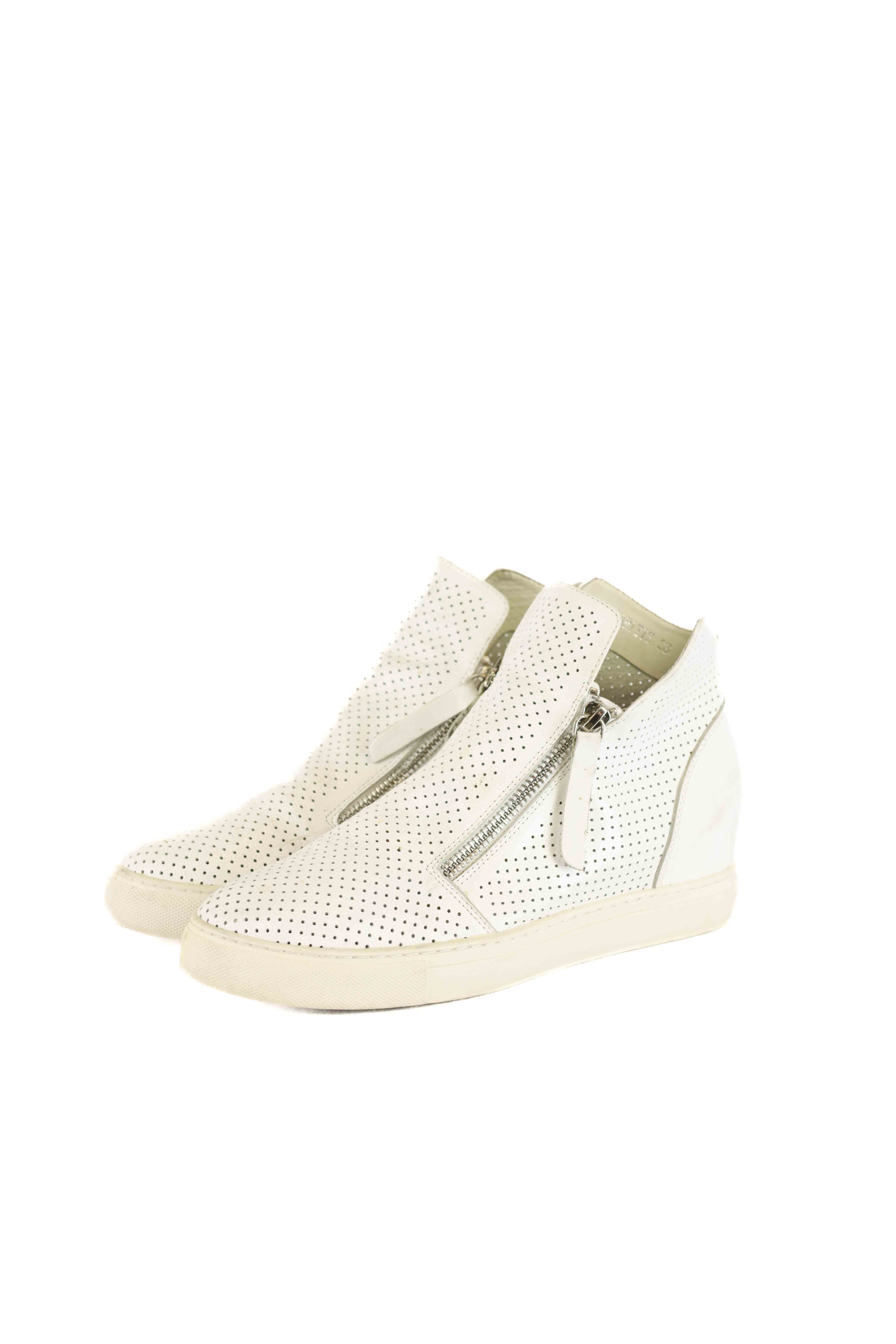 image of Hinako White Sneakers 38