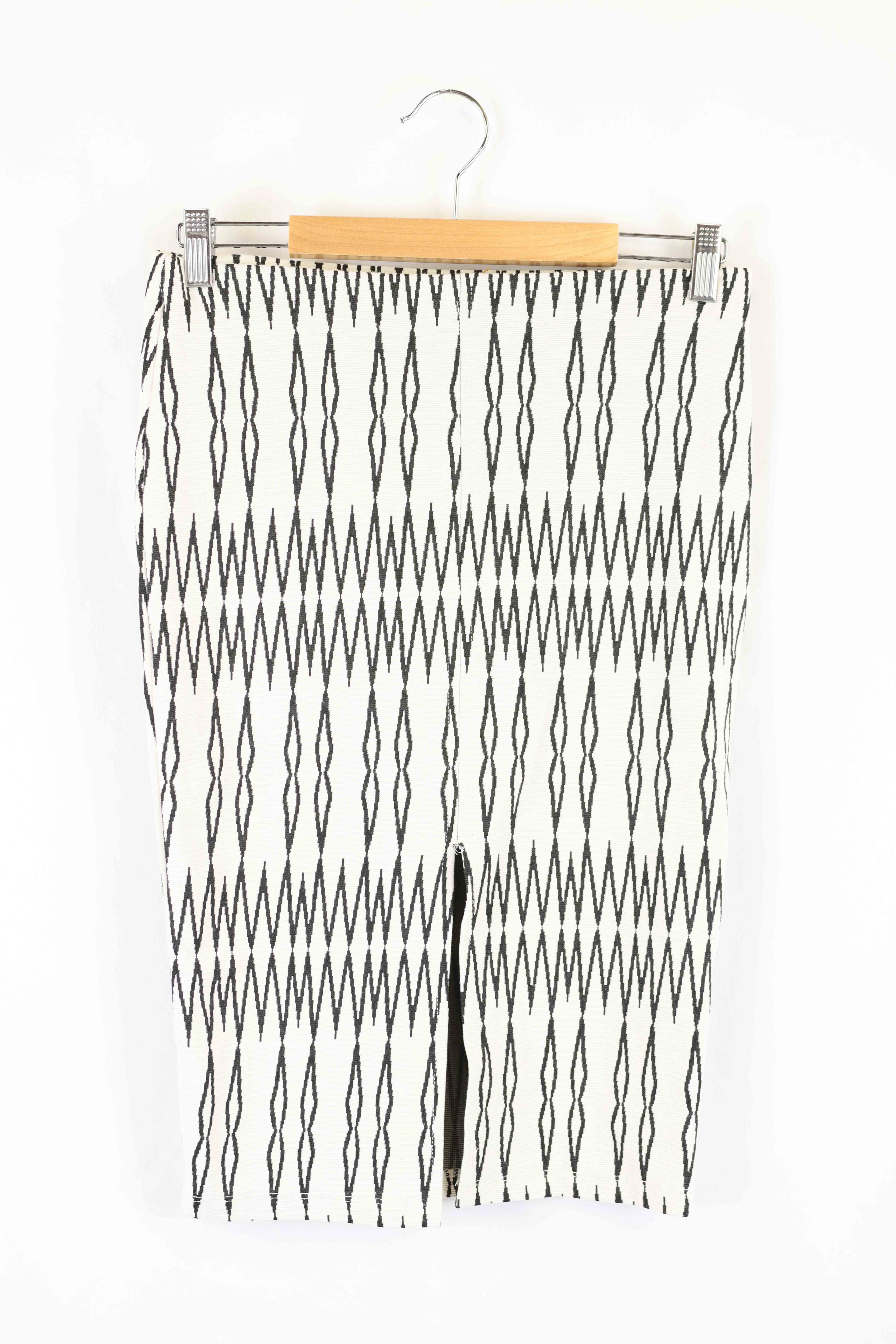 image of Zara Black And White Skirt S