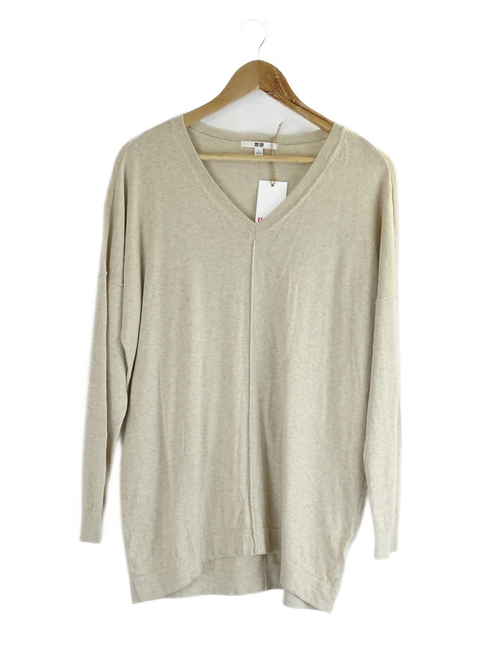 image of Uniqlo Beige V Neck Jumper L