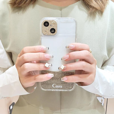 CiaraのおすすめiPhoneSE3クリアケース