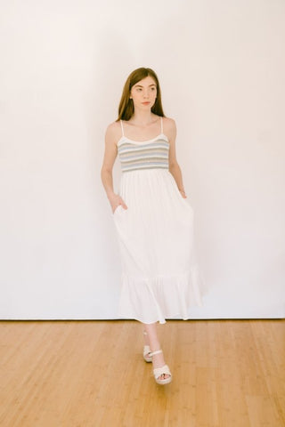 Knited Gauze White Dress with Pockets