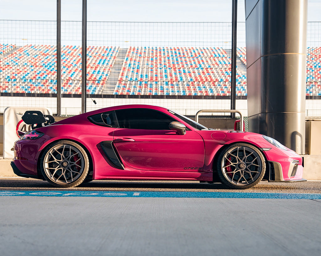 Porsche 718 GT4 RS BC Forged ACL07 in ruby star red