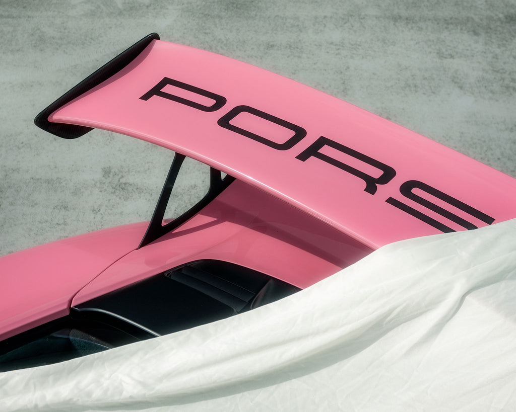 Porsche 991 GT3 RS gehuld in inozetek rozenwaterroze
