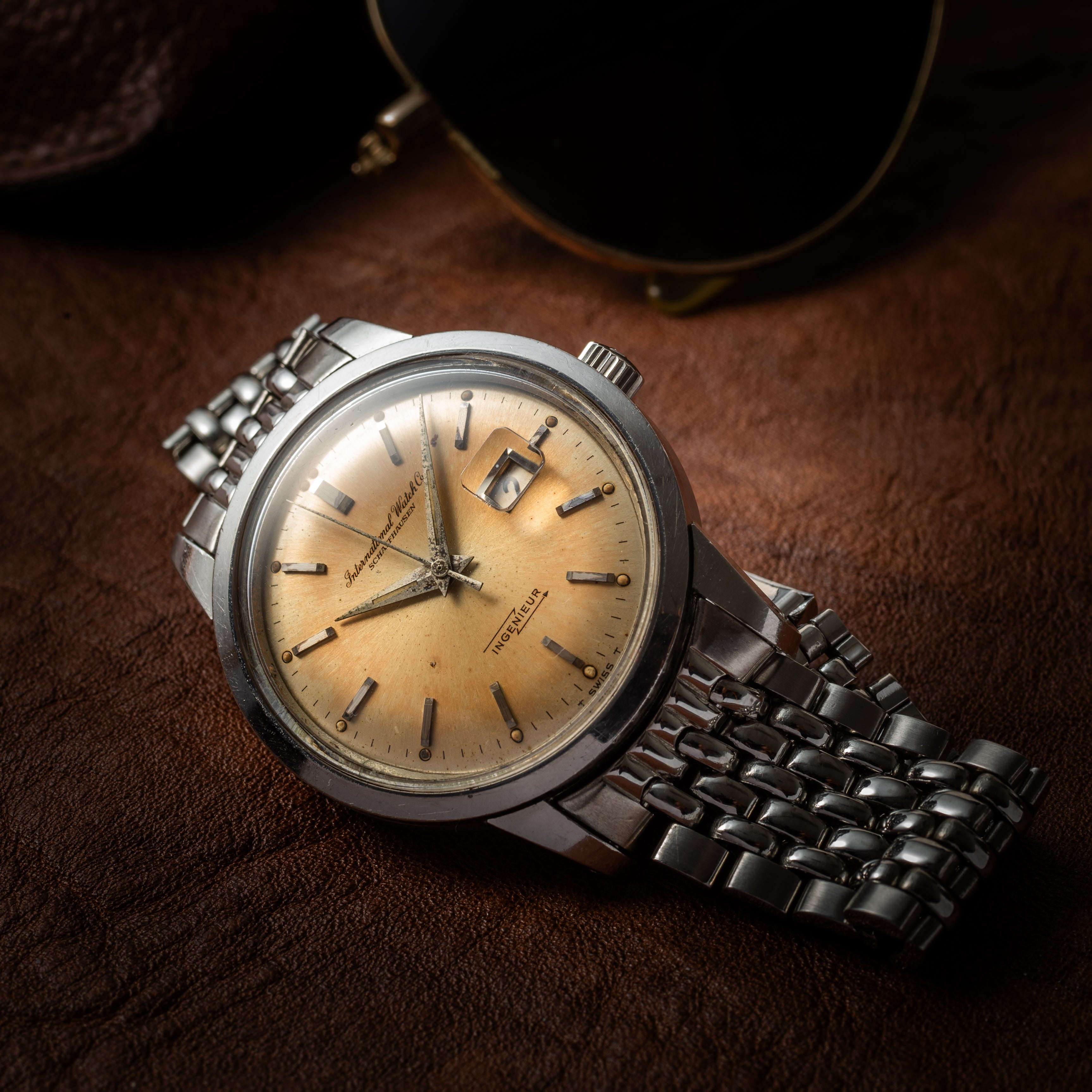 ヴィンテージIWC ラウンドケースモデル Ref.3205 SCHAFFHAUSEN 自動巻 