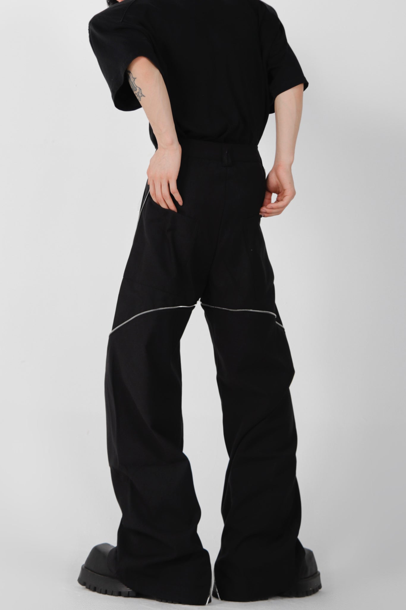 全品送料無料】 タグ付き新品未使用 digne Zip slit pants asakusa.sub.jp