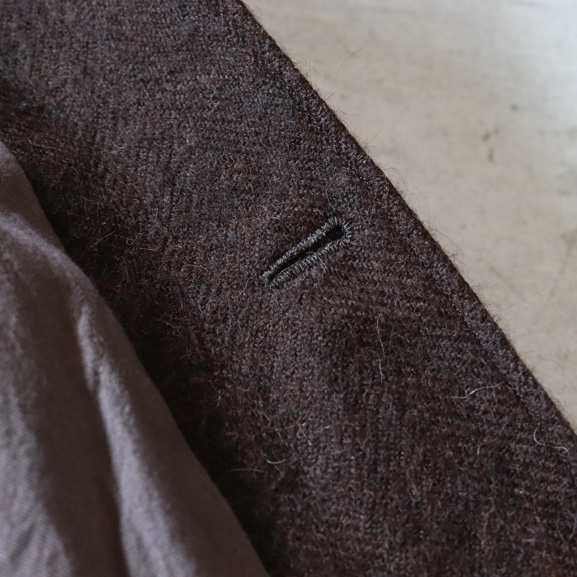 Araki Yuu soutien collar half coat - 11