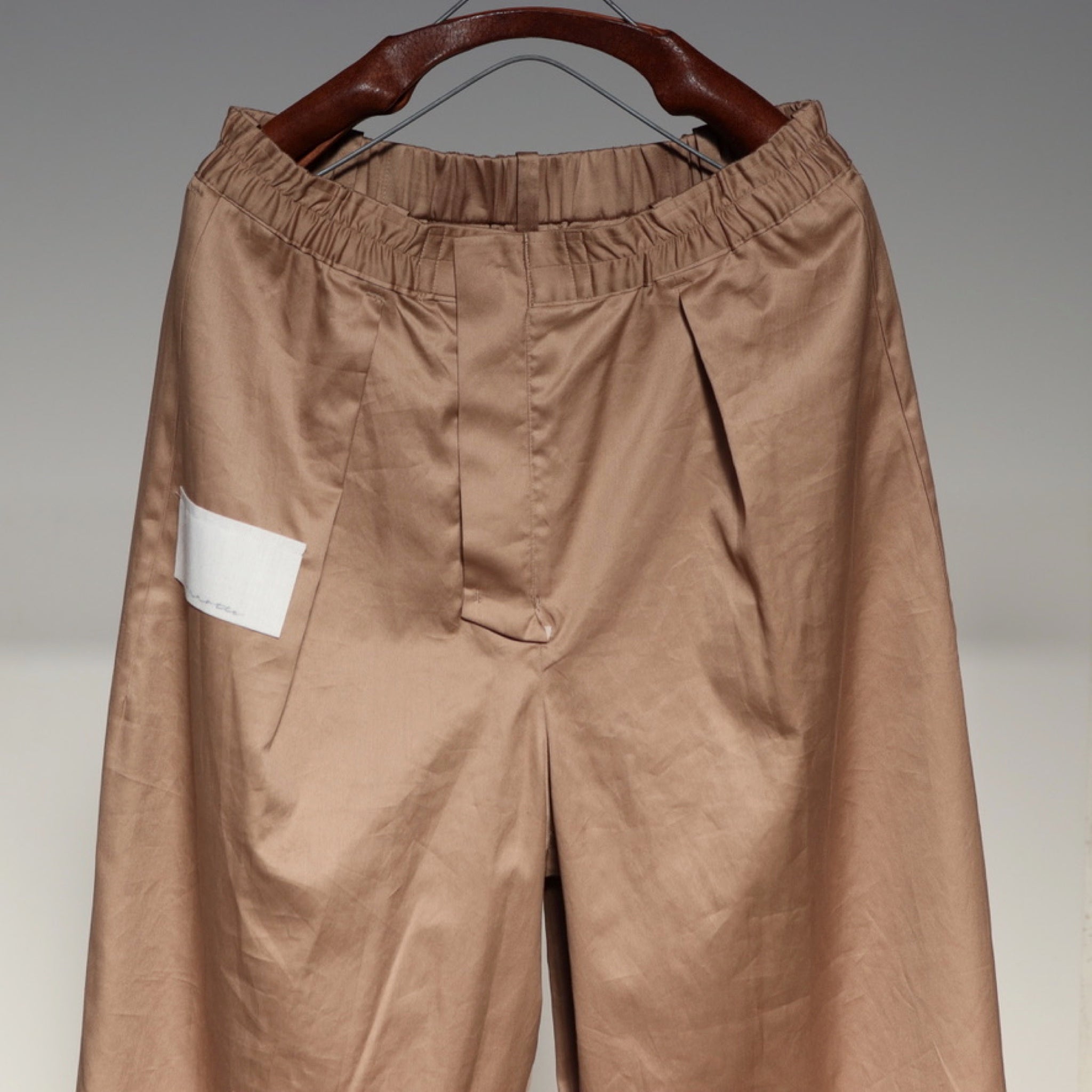 Two Sides of The Same Wide Trousers Suvin Gold Supreme - 12