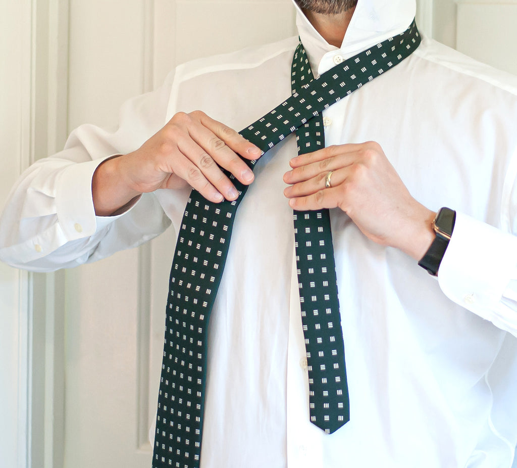 How To Tie A Windsor Knot R Hanauer Bow Ties