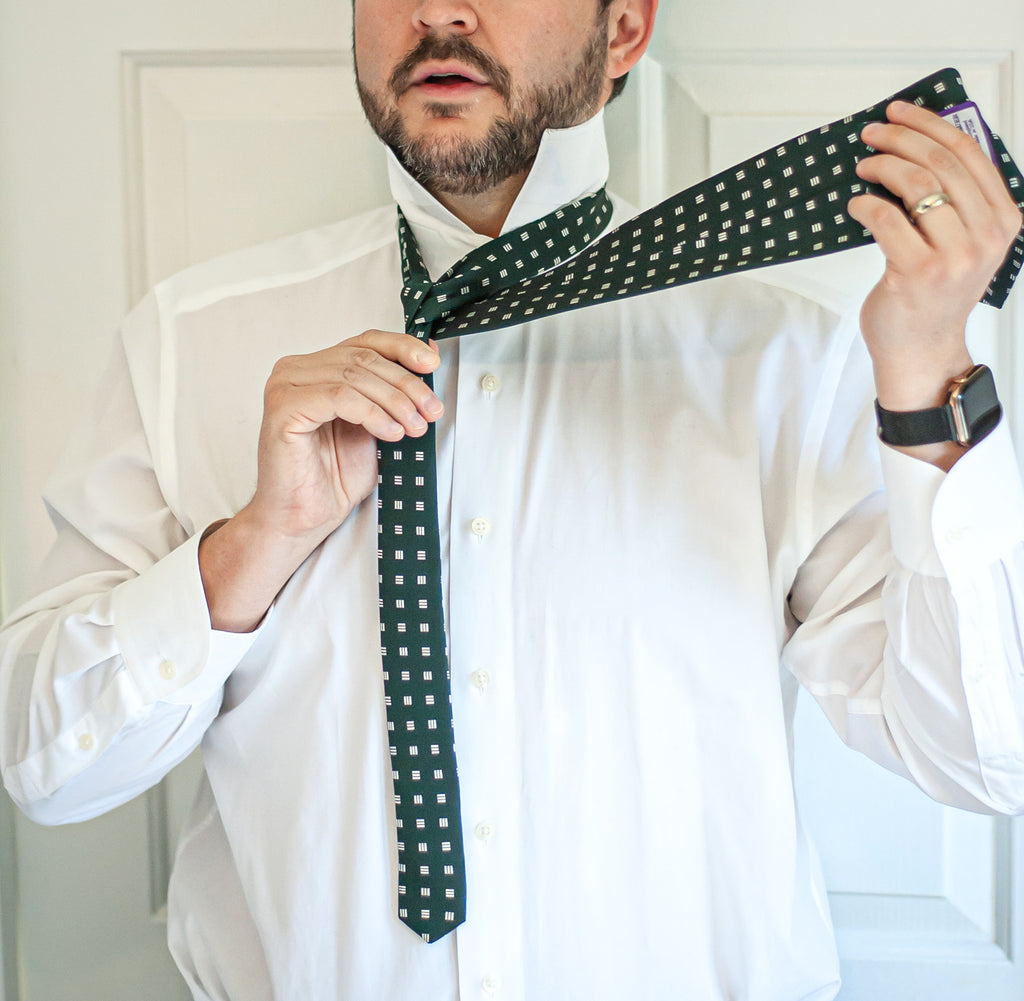 How to Tie a Windsor Knot - Step 4