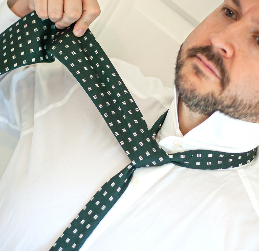 How to Tie a Windsor Knot - Step 7