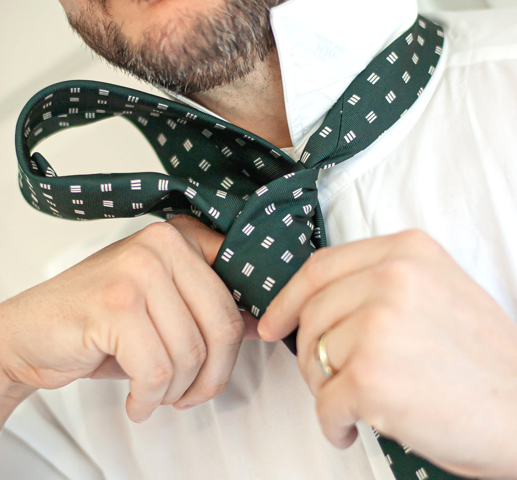 How to Tie a Windsor Knot - Step 9
