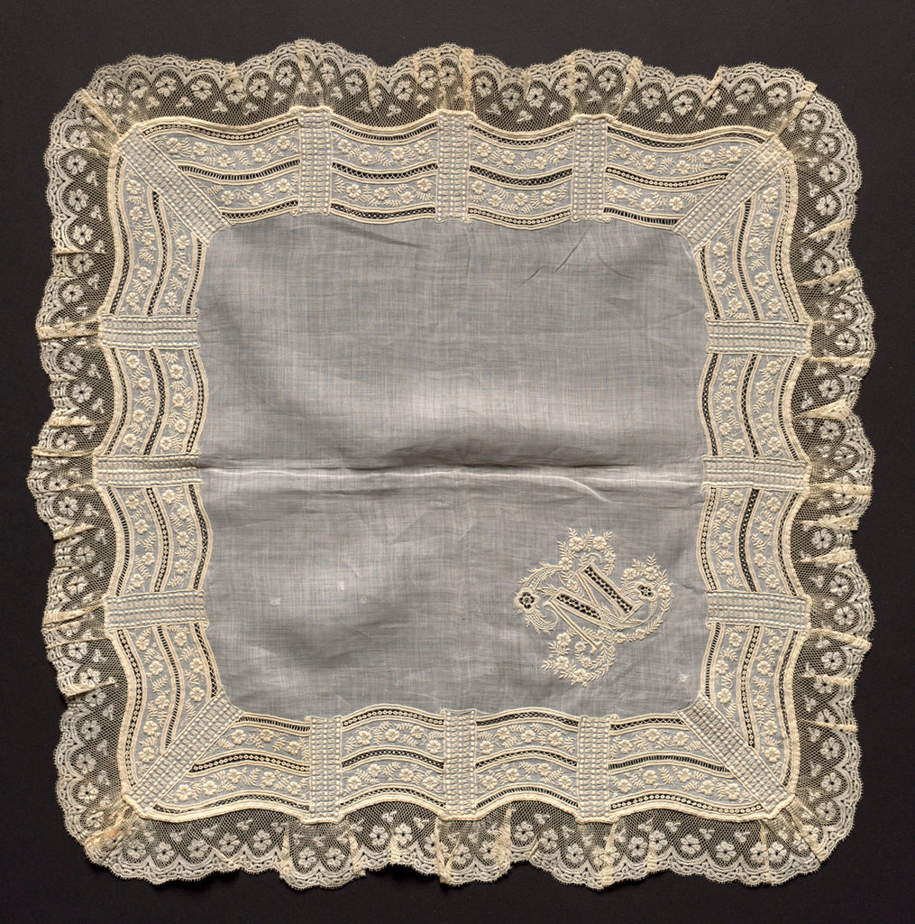 Handkerchief, embroidered linen and lace, France 1800s