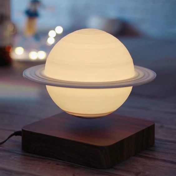 FlowLow - Svævende Saturn lampe