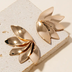 Addie Layered Petal Stud Earrings - abeccagrace