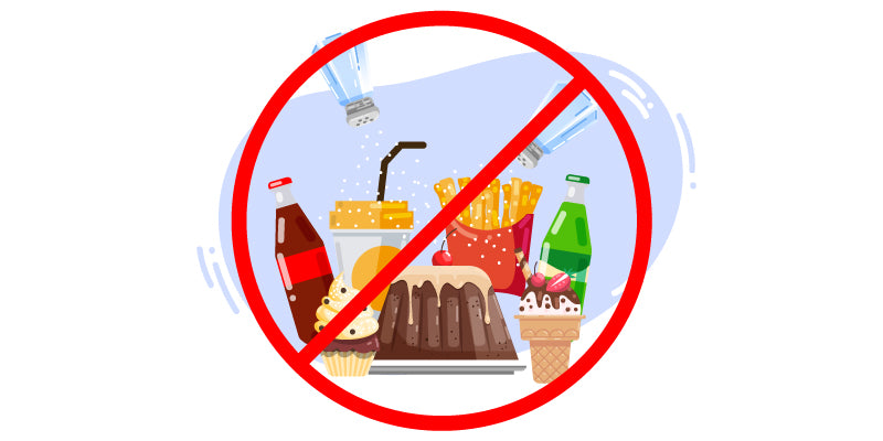 Reduce el consumo de sal, azúcares, refrescos, dulces y alimentos ultra procesados.