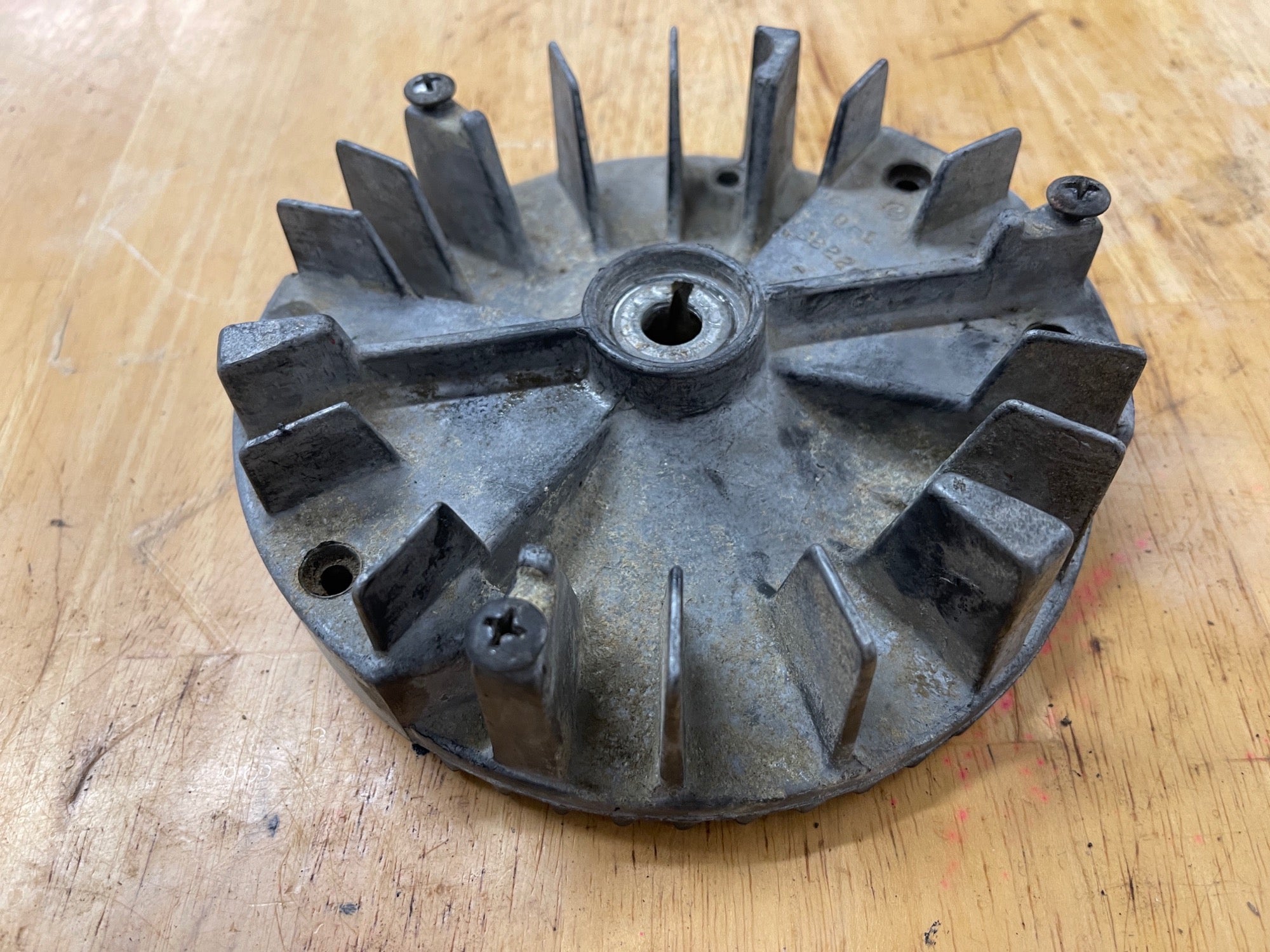 Lawn Boy Model 6280 F201 Engine Part #682205 flywheel – Parts Frog