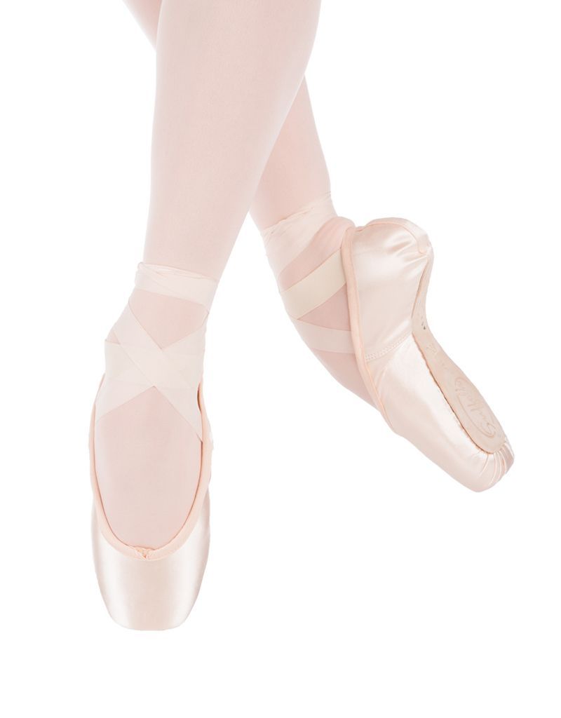 Suffolk Stellar Pointe Shoes 6 / x / Light