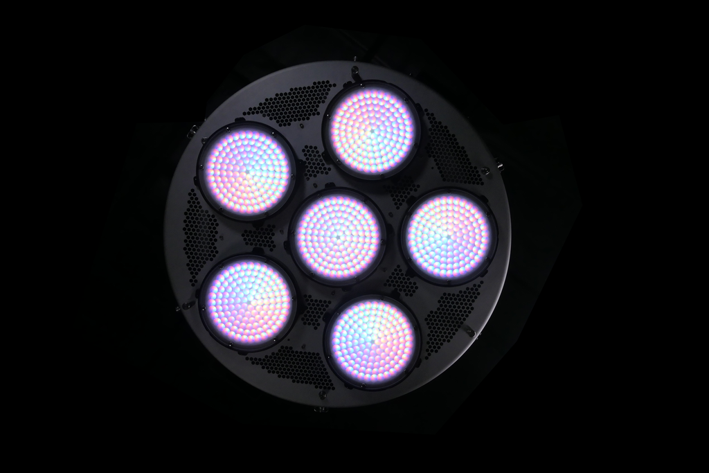 FilmGear Helios H700Bi 720W LED Light Panel By PixaPro