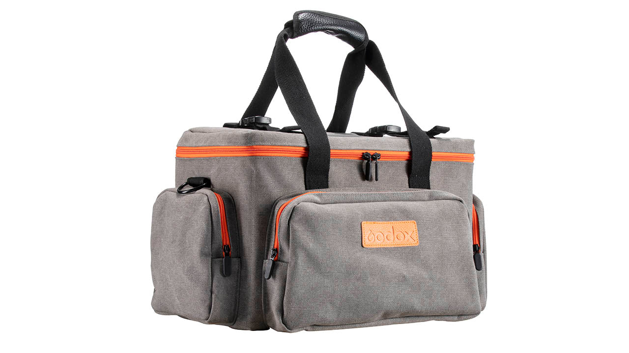 CB-15 Padded Bag for Studio Equipment Kit( PixaPro MINI30D focusable LED )
